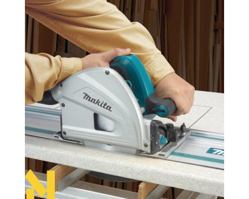 Пила занурювальна Makita SP6000J
