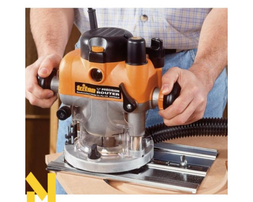 Фрезер з мікроліфтом Triton TRA001