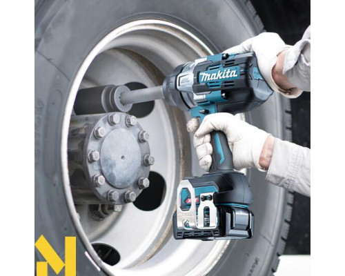 Гайковерт акумуляторний ударний Makita TW011GM201