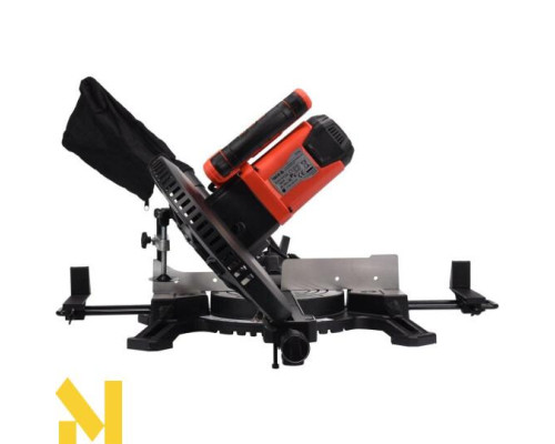 Пила торцювальна Yato YT-82174